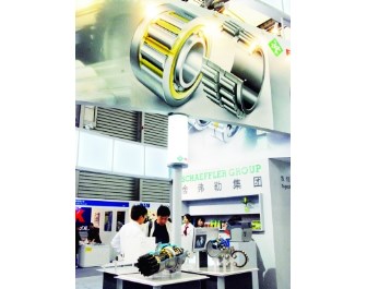 舍弗勒是一家來自德國的企業(yè)，1995年入華，在車輛動力系統(tǒng)方面擁有多項專業(yè)技術。